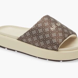 Jordan Sophia Slide Sandals Size 9